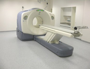 Aufbau des PET/CT-Ger&auml;tes im Jahre 2007